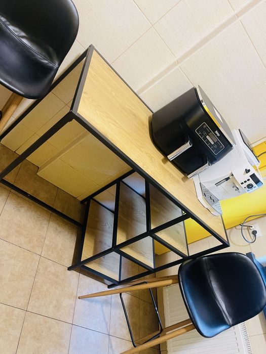 Masa de bar cu 2 scaune de bar Jysk