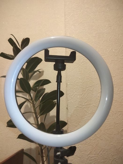 Кольцевая лампа + штатив