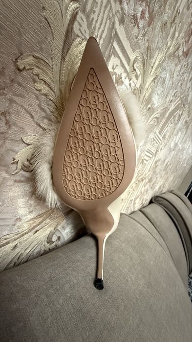 Продам туфли Sasha Fabiani 37р