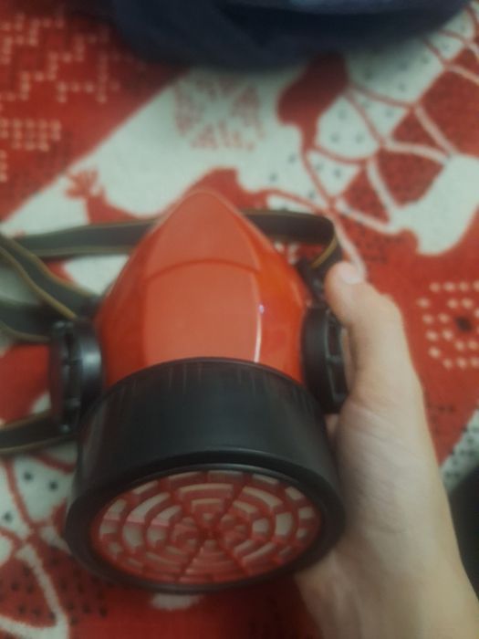 Противогазы б/у обменяю