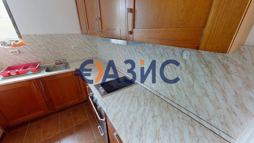 Продава се Тристаен апартамент в с. Кошарица, Област Бургас - 130 кв.м за 993 €/кв.м - Снимка #9