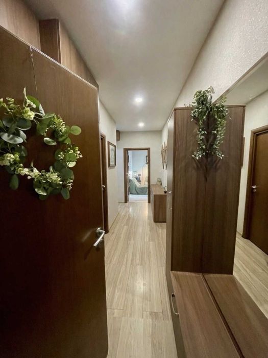 Продава се Четиристаен апартамент в Пловдив, Тракия - 86 кв.м за 2000 €/кв.м - Снимка #8