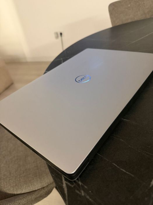 Vand Laptop Dell Precision 5530 statie grafica/work station profi