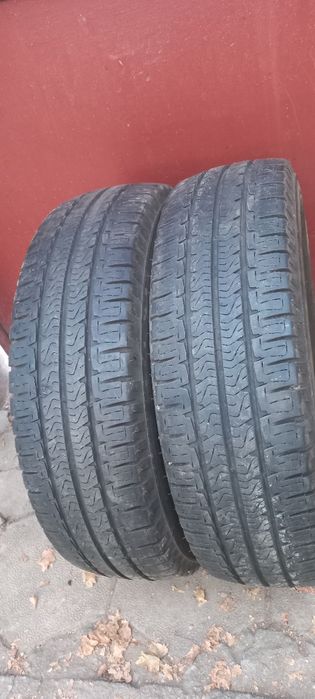 225 75 16С Бусови 2бр. Дот22 Мишелин