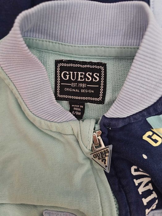 Бебешки памучен спортен екип Guess