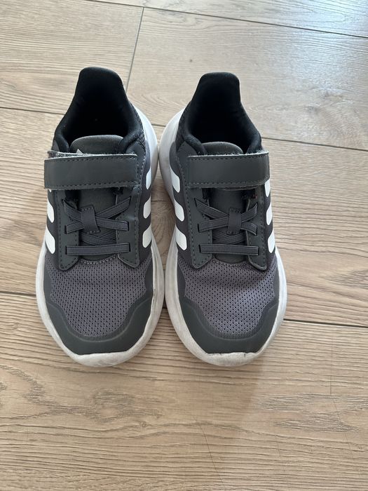 Кроссовки на мальчика adidas