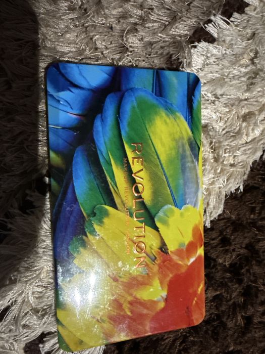 revolution палитра и  golden Rose червило