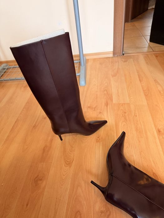 Нови ботуши бордо 40 номер