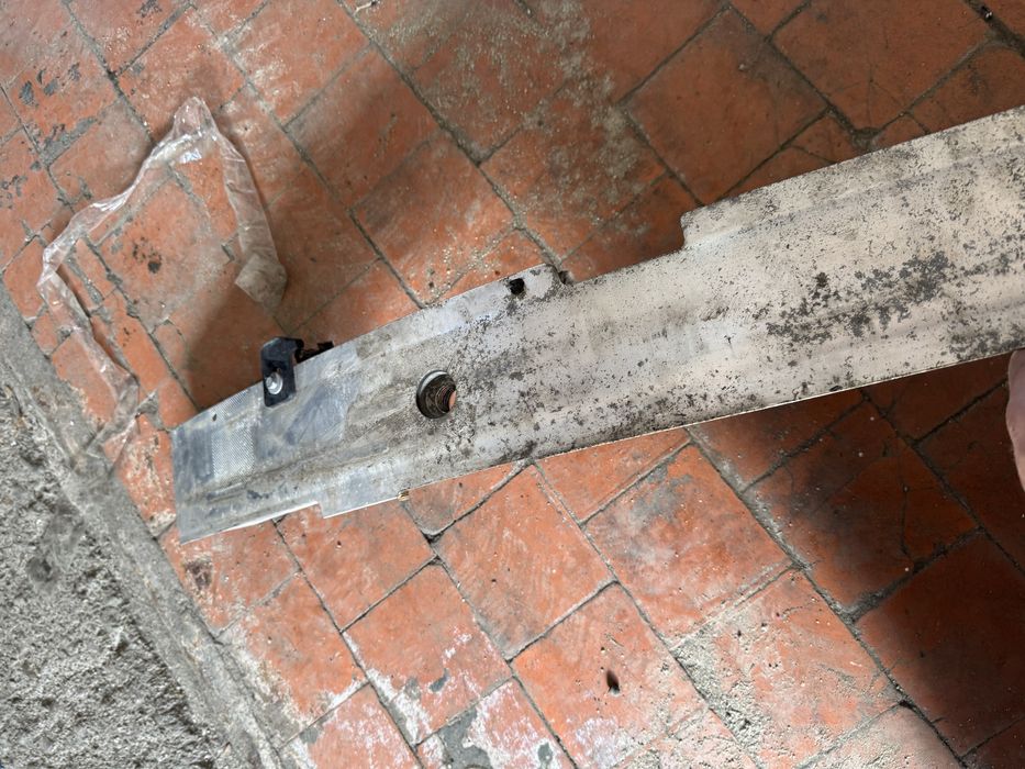 Греда под предна броня за бмв ф10 ф11