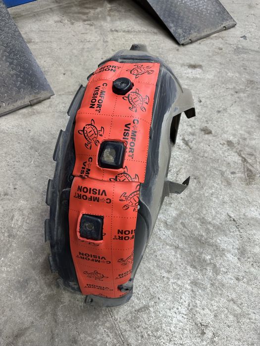 Шумоизоляция арок автомобиля