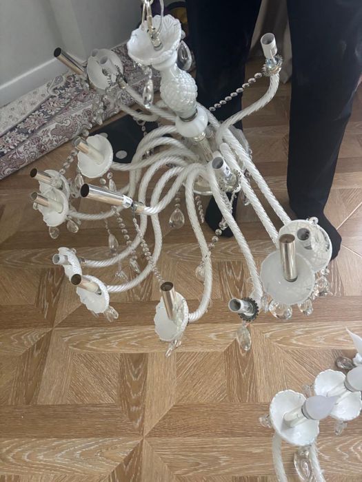 Люстры большие 30к