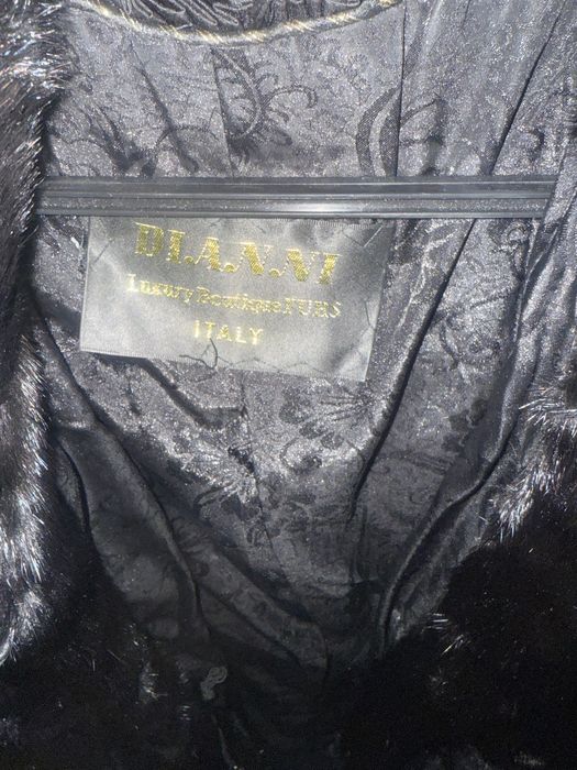 Норковая шуба б/у.