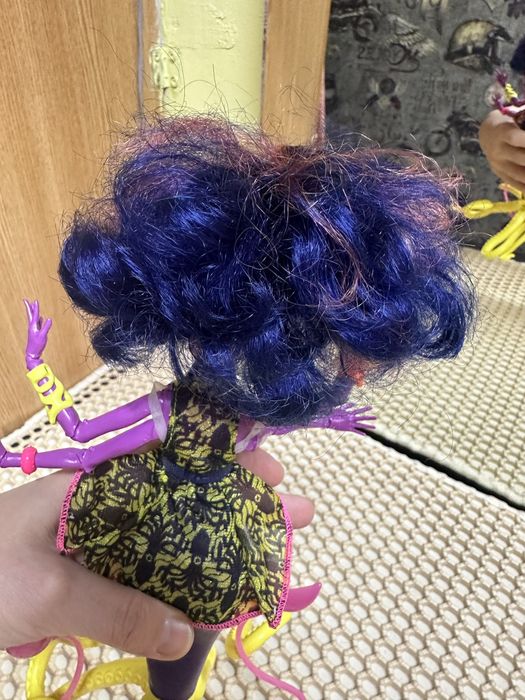 Продам куклу монстр хай!