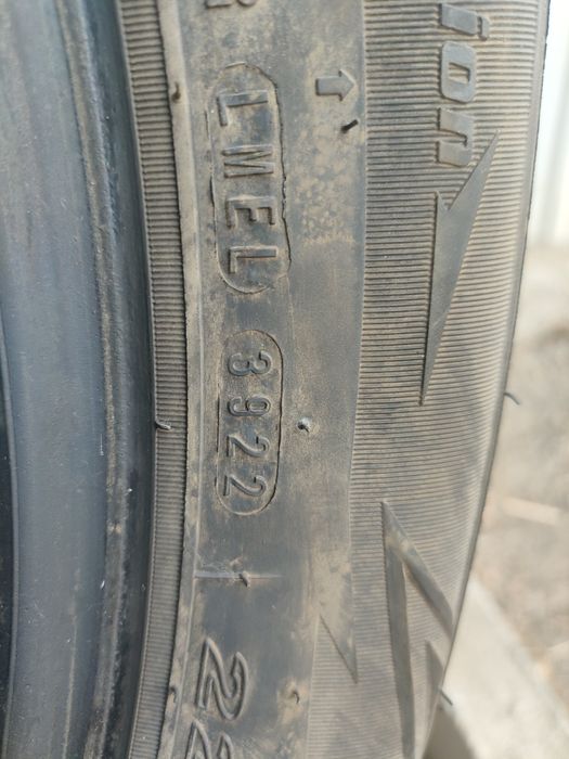 Nexen 225/50/17 шипы