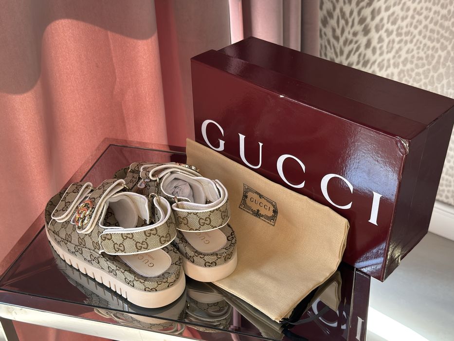 Sandale Gucci – model elegant