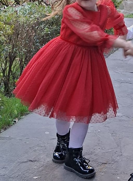 Rochie eleganta.
