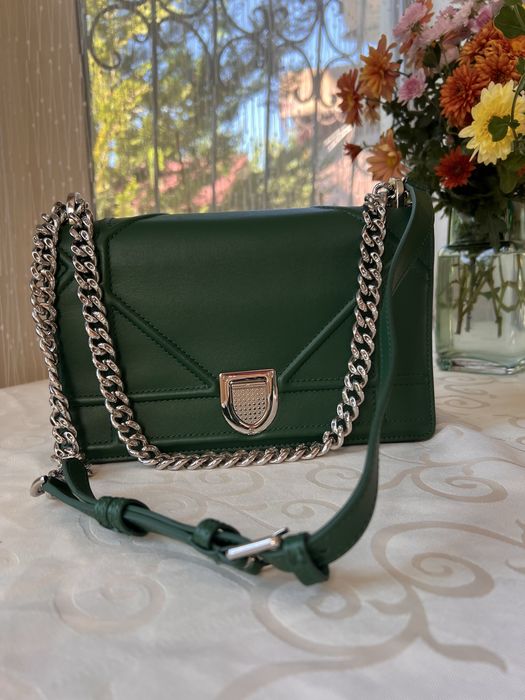 Продается сумка Christian Dior Forest Green Diorama