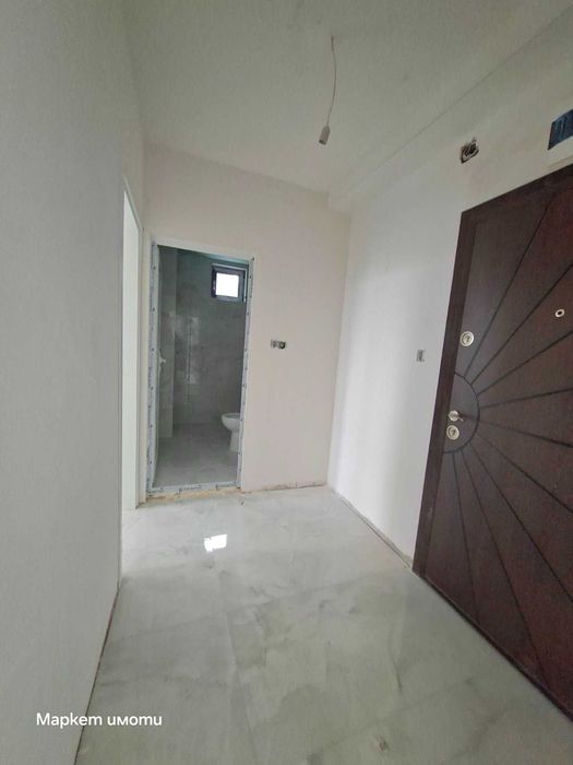 Две стаи с бокс, Била 1