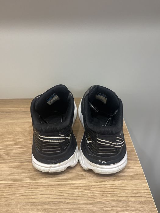Кроссы HOKA 39 размер
