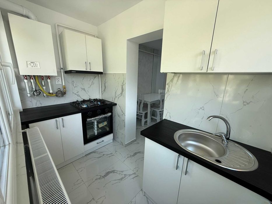 Apartament 2 camere decomandat de închiriat – 58 mp – Zona Mall – Complet renovat
