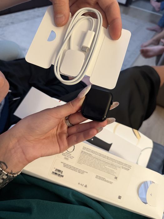 Apple watch 8 45 mm aluminum