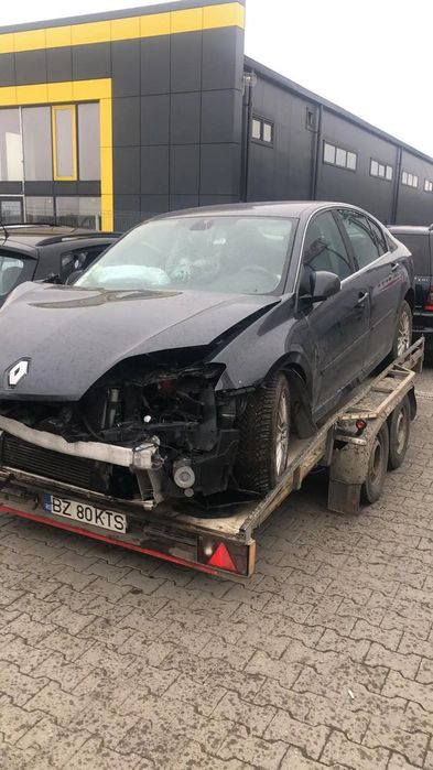 Dezmembram Renault Laguna 3 2.0 DCI an fabr. 2011