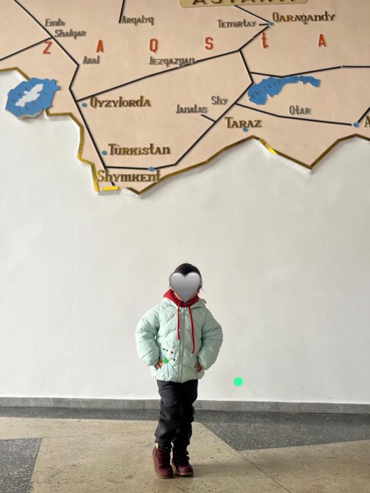 Куртки Zara, Next