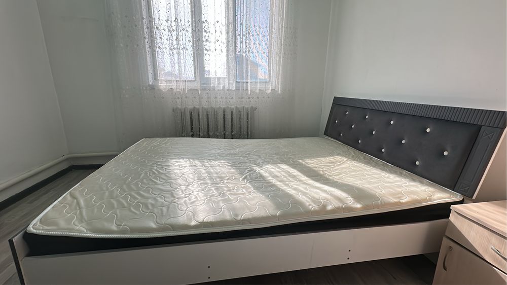 Продом кровать б/у в хорошом состояние