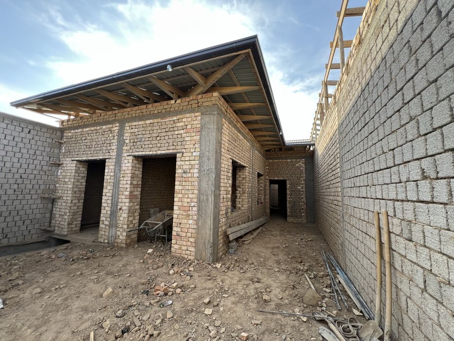 Ushastka. Karobka.  Kotej 1.8 sotix sotiladi Nazarbek kichkina İttifoq