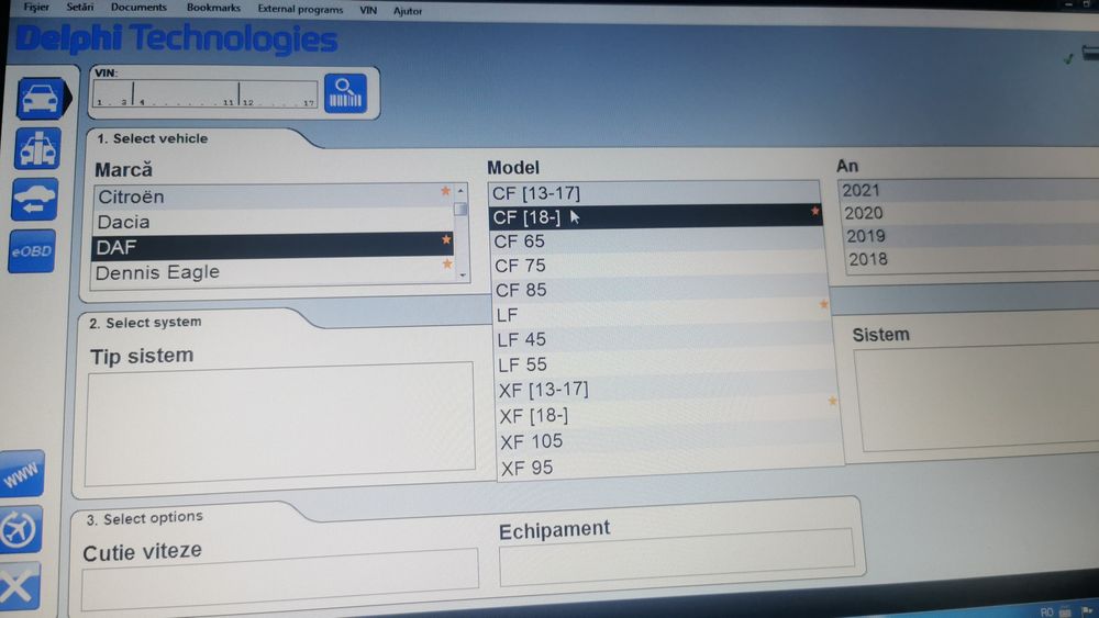 Laptop Fujitsu H Series cu interfață și program instalat DelphiDS150e