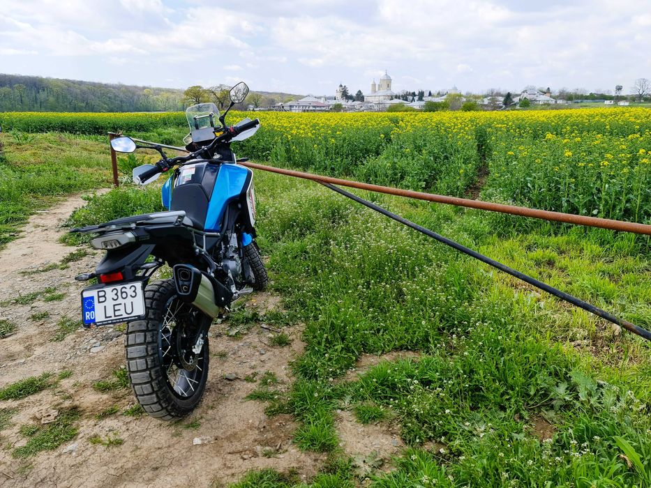 CF Moto 450 MT 2025.