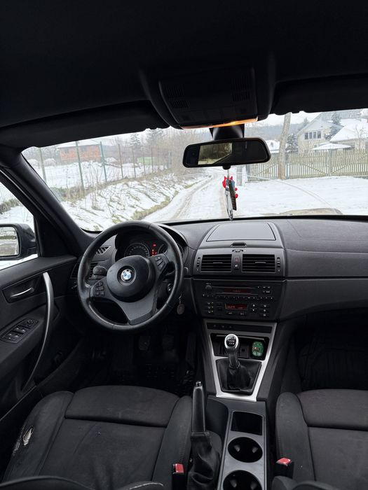BMW X3 2.0  150cp