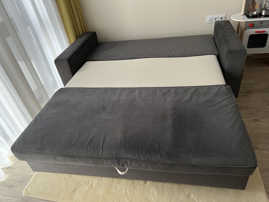 Разтегателен диван