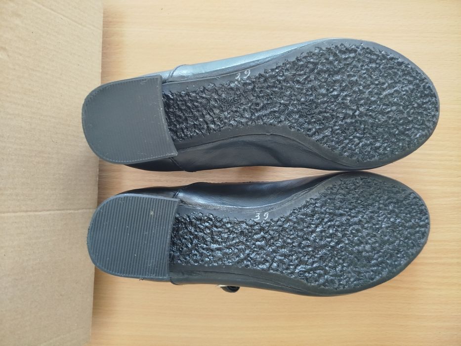 Дамски скарпини 39 номер