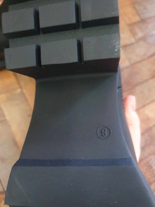 Нови Дамски боти