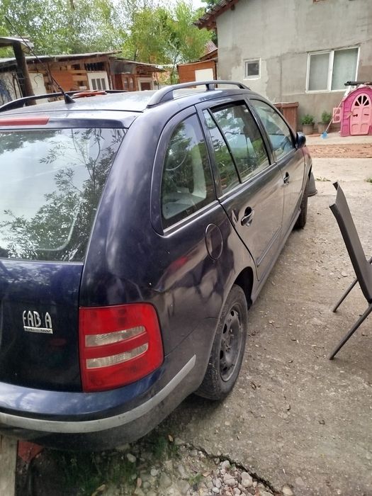 SKODA Fabia 2004 — imagine 2