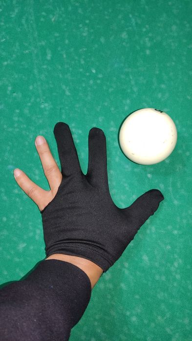 перчатка для бильярда