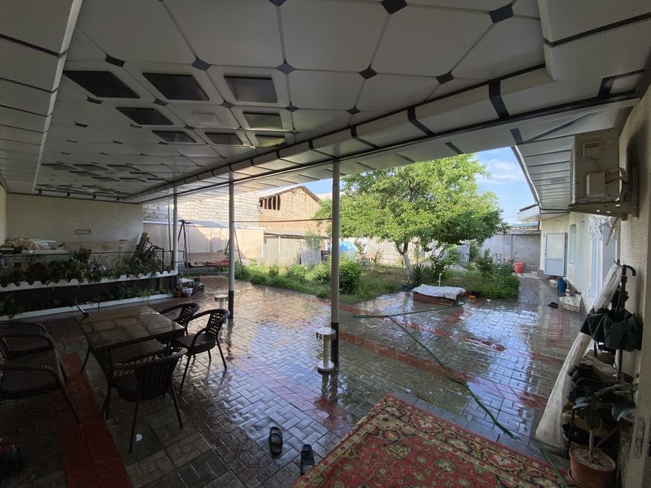 Bektemir tumani uy sotiladi 5 sotik maklersiz narxi yana kelishiladi