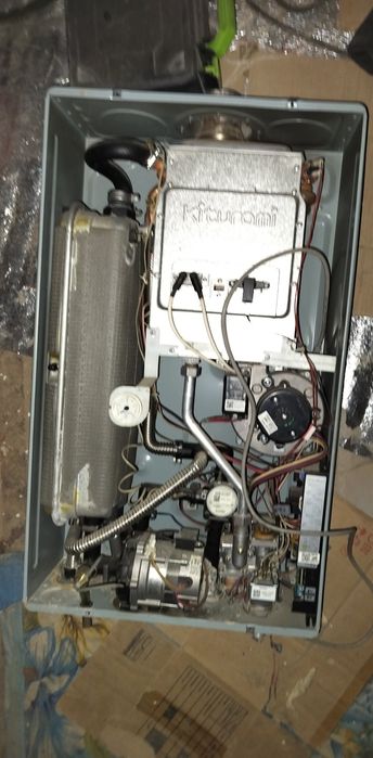 Китурами настенный