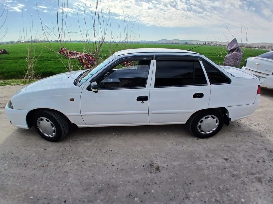 Nexiya 2 yaxshi xolatda