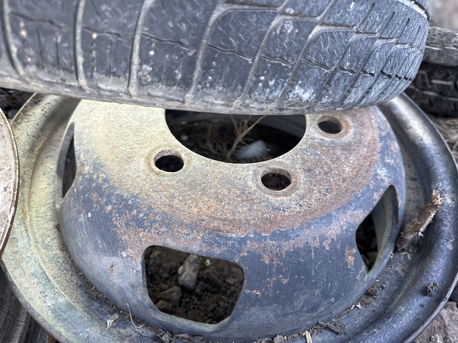 Продам диски с покрышками на газель