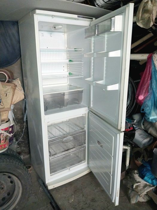 Продаю холодильник