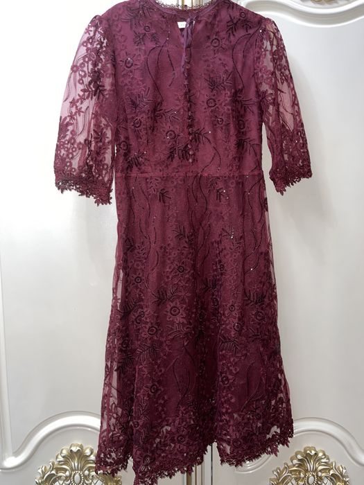 Нарядный платье