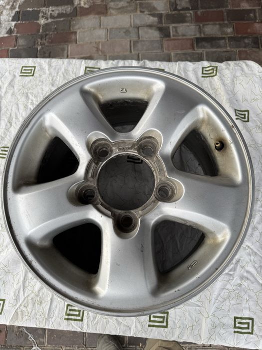 Продам диски от Land Cruiser J200, год 2008