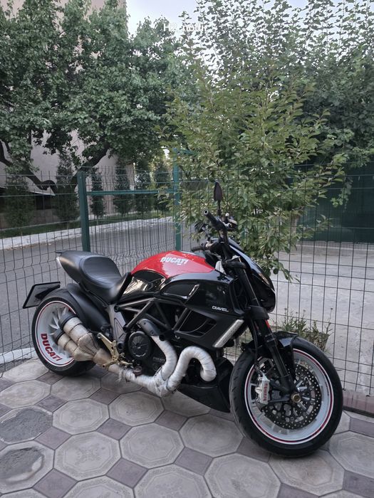 Сотилади срочна Ducati diavel 1200
