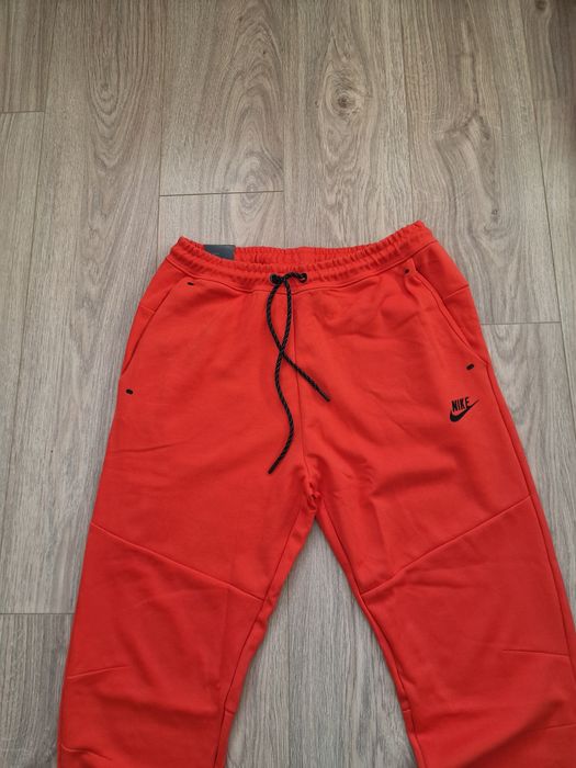 Страхотно мъжко долнище NIKE размер S M L XL