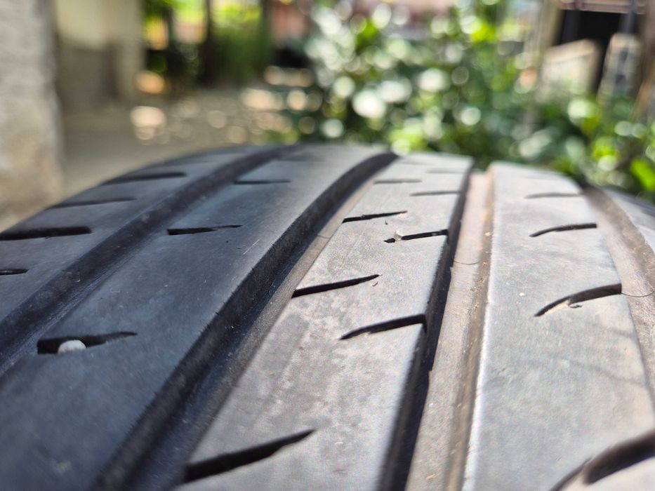 Продавам Гуми 2-ра ръка