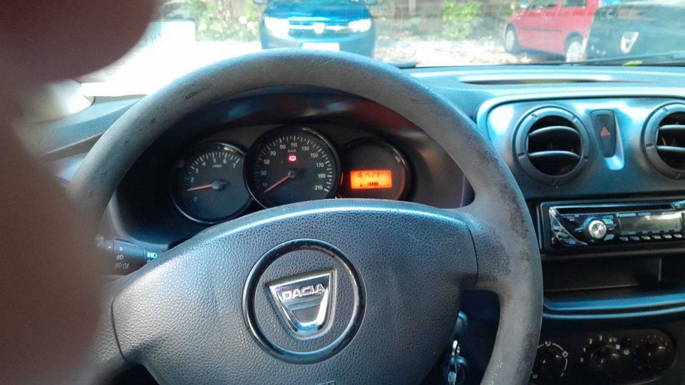 DACIA Logan 2015 — imagine 5