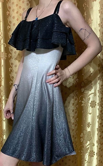 Платье коктейльное