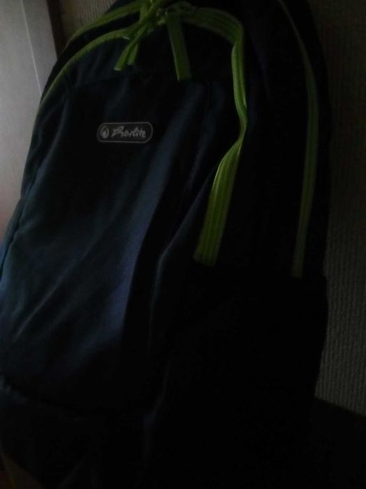 Нова раница с отделение за лаптоп и нови кодови катинарчета за куфари.